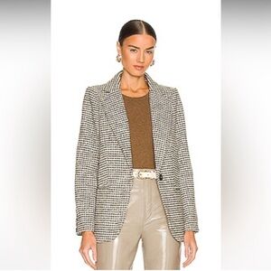 ASTR the label houndstooth blazer